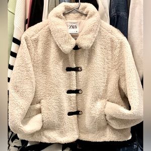 ZARA “toteme” style teddy coat